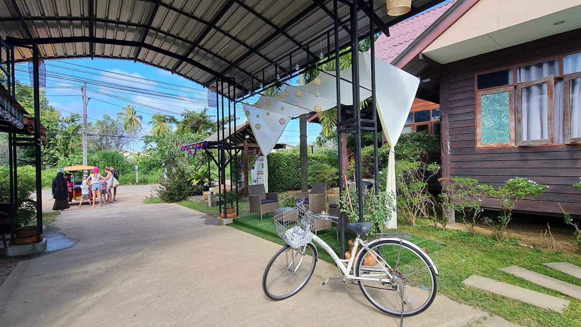 Baan Suan Rim Klong Resort Koh Lanta 3*,