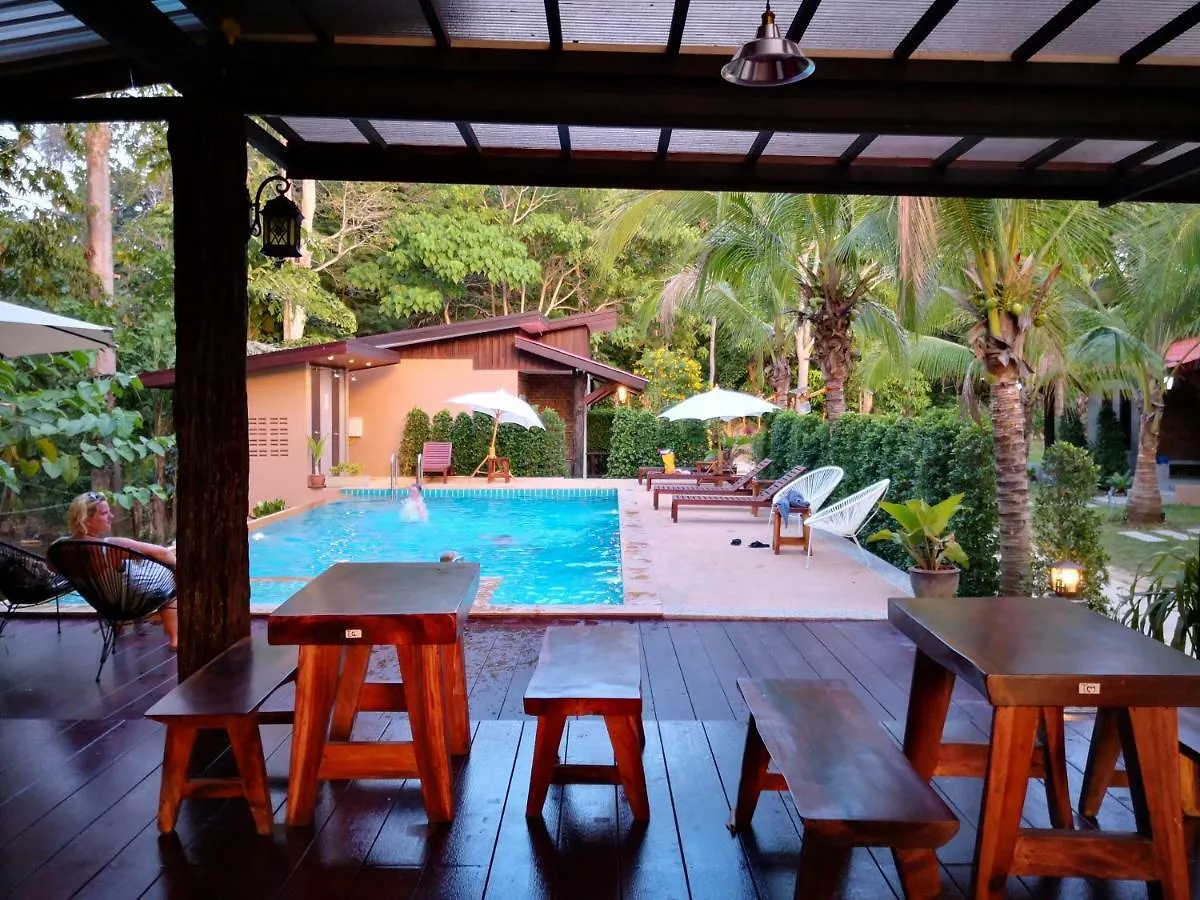 Baan Suan Rim Klong Resort Ko Lanta
